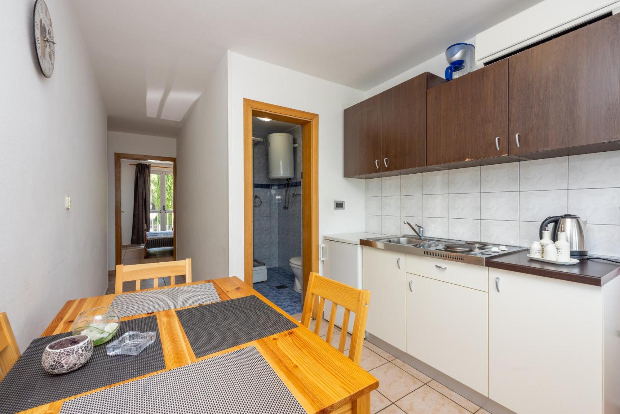Apartments Obradovic Dramalj Buitenkant foto